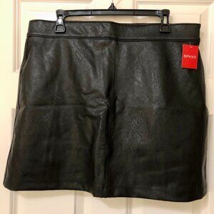 Leather Like Mini-Skirt luxe black XL NWT (STK #003)